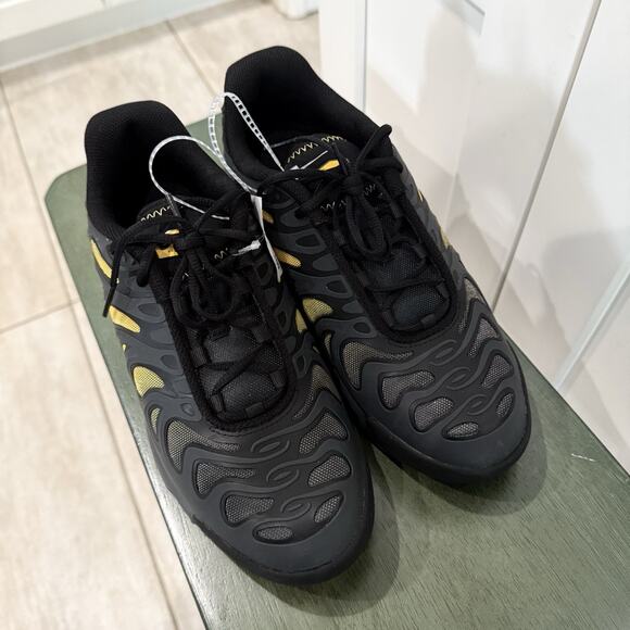 New Nike Air Max Plus Drift Grade School "Batman" Black Size 6Y FV5921-003 - Picture 3 of 5